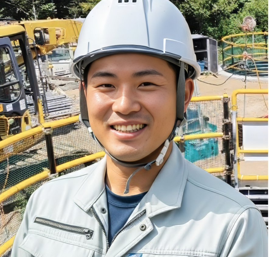 スタッフインタビュー